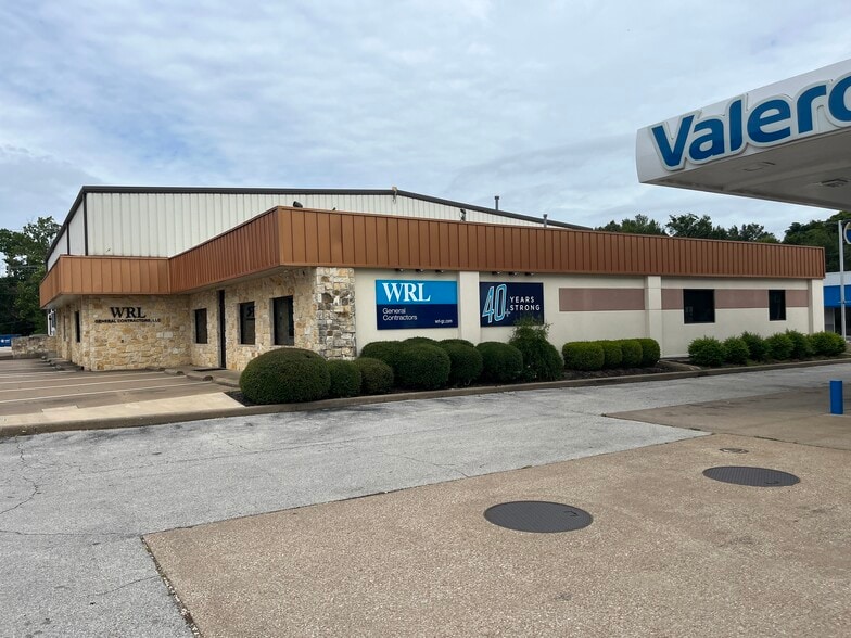 Primary Photo Of 10858 FM 346 W, Flint Office For Lease
