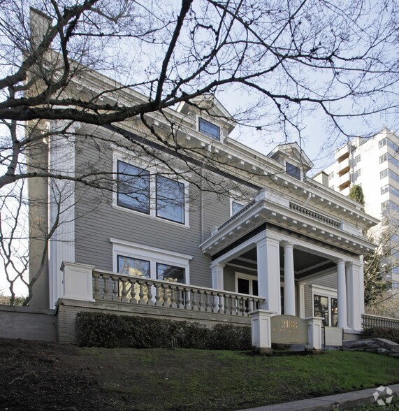 More Photos Of 2188 SW Park Pl, Portland Office For Sale