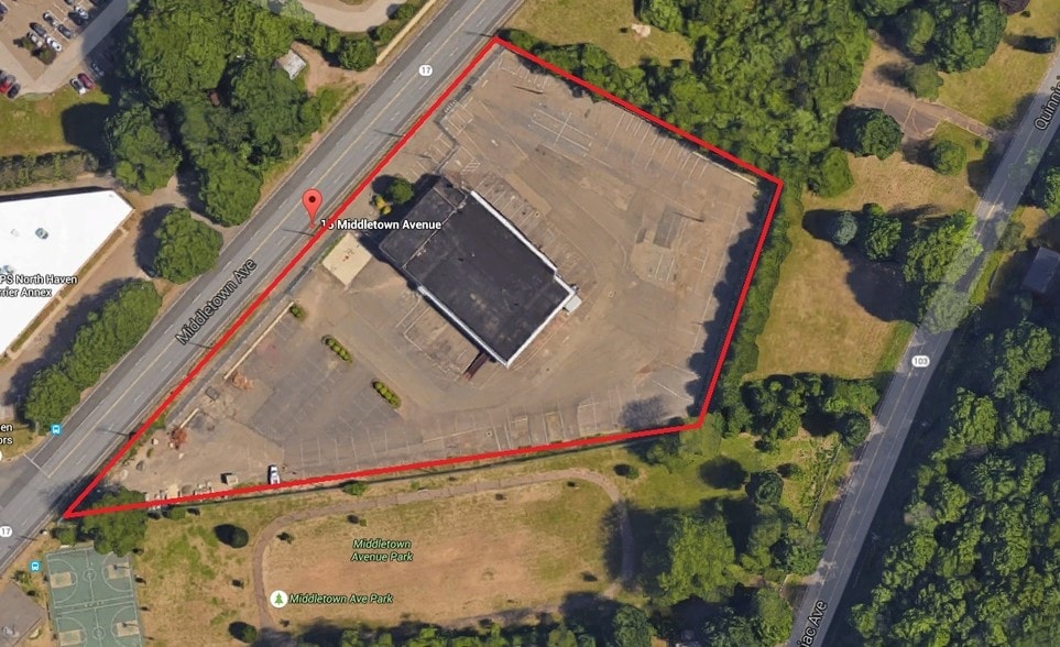 More Photos Of 15 Middletown Ave, North Haven Truck Terminal For Lease