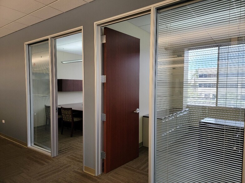 More Photos Of 3999 E Inland Empire Blvd, Ontario Office For Lease