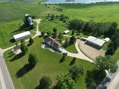 More Photos Of 2068 Millersburg Blvd W, Dundas Specialty For Sale