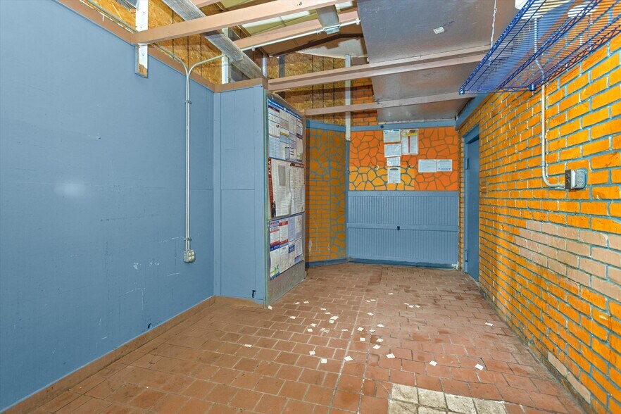 More Photos Of 235 E Gibson St, Jasper Restaurant For Lease