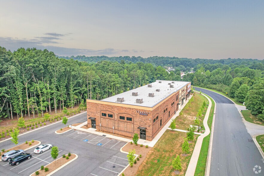 More Photos Of 136 Waxhaw Pky, Waxhaw Storefront Retail Office For Lease