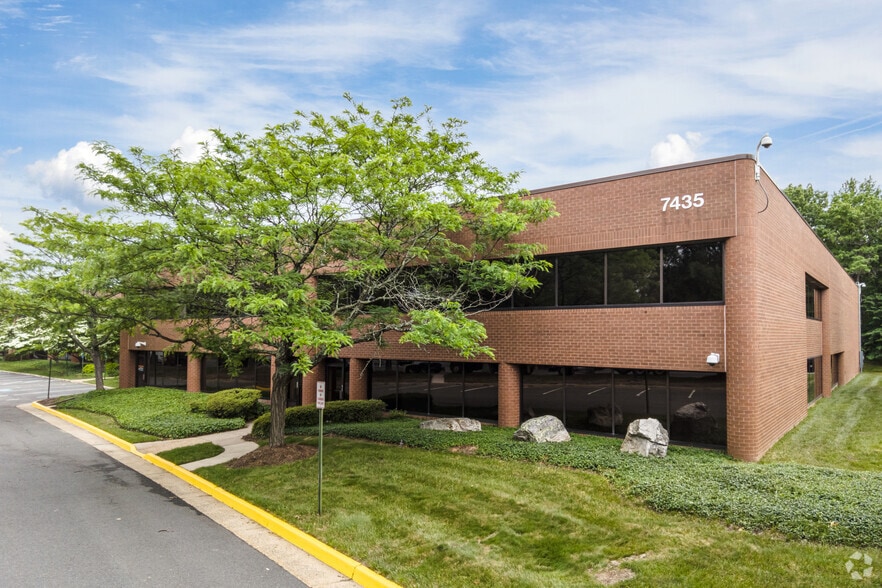 More Photos Of 7375 Boston Blvd, Springfield Unknown For Sale