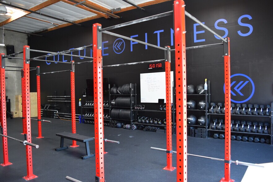 More Photos Of 572 Martin Ave, Rohnert Park Flex For Sale