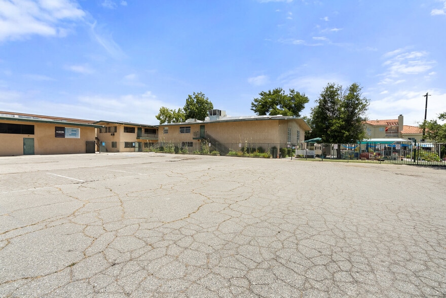 More Photos Of 25222 Wiley Canyon Rd, Santa Clarita Specialty For Sale