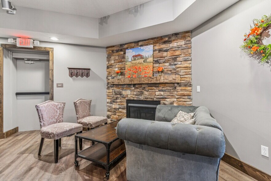 More Photos Of 1720 North Ridge Rd, Findlay General Retail For Sale