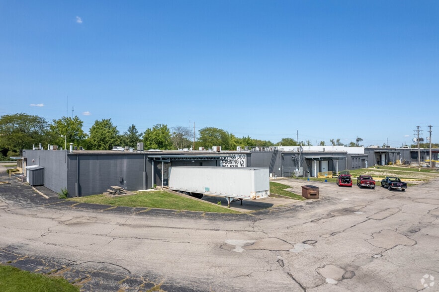 More Photos Of 3024-3046 E River Rd, Moraine Warehouse For Lease