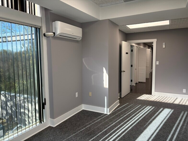 More Photos Of 6099 Riverside Dr, Dublin Office For Lease