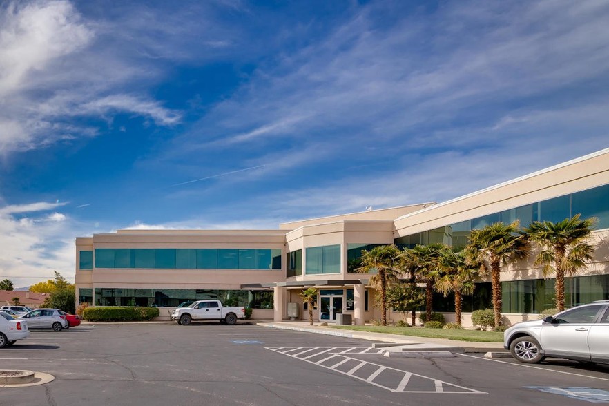 Primary Photo Of 923 S River Rd, Saint George Medical For Lease