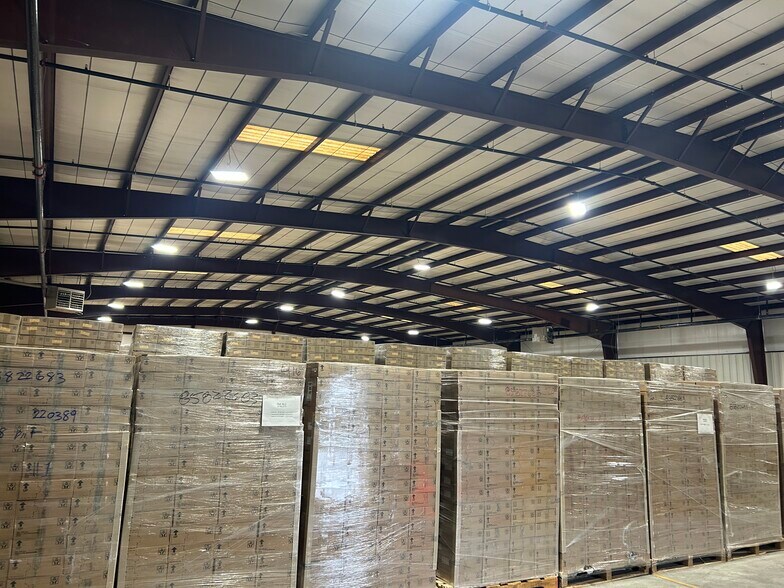 More Photos Of 1048 Turner Rd, Eastanollee Warehouse For Lease