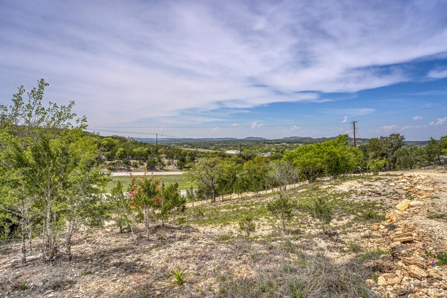 More Photos Of 8662 US 281 hwy, Blanco Land For Sale