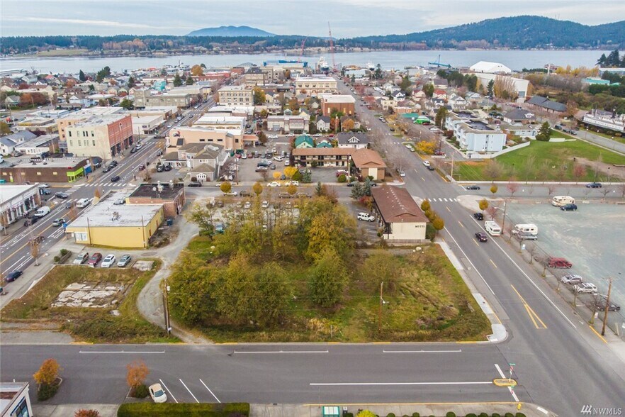 More Photos Of 904 10th St, Anacortes Land For Sale