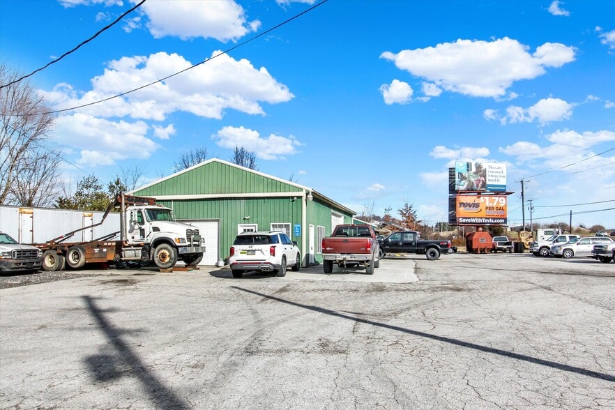 More Photos Of 276 Kingsdale Rd, Littlestown Auto Repair For Sale