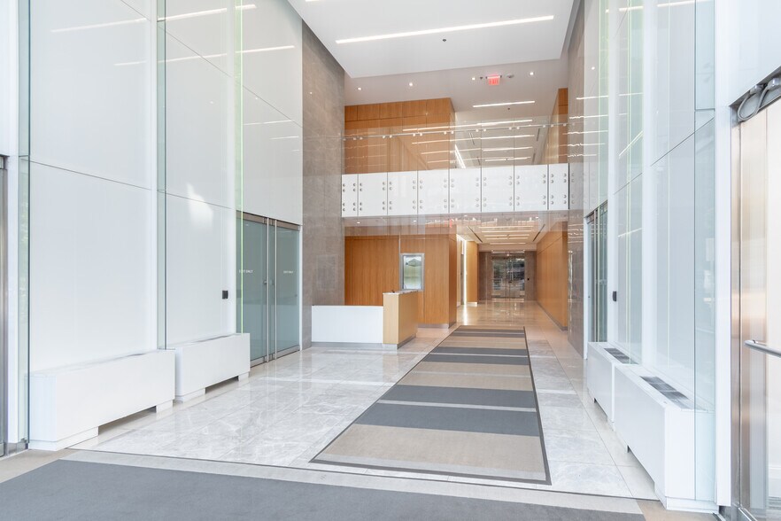 More Photos Of 4401 N Fairfax Dr, Arlington Office For Lease