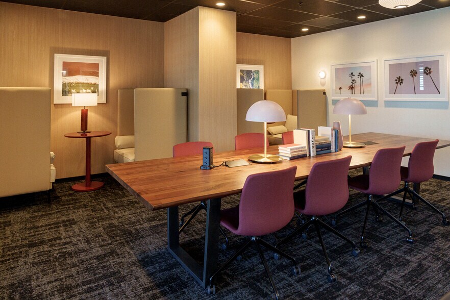 More Photos Of 1100 Glendon Ave, Los Angeles Office For Lease