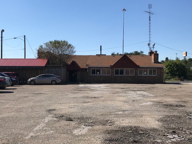 Primary Photo Of 6955 Promway Ave NW, Canton Restaurant For Lease