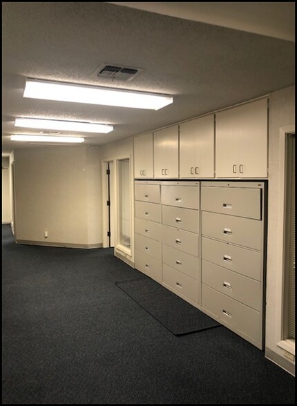 More Photos Of 4527 Lake Shore Dr, Waco Office For Lease