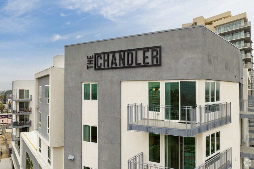 More Photos Of 11311 Chandler Blvd, North Hollywood Apartments For Lease