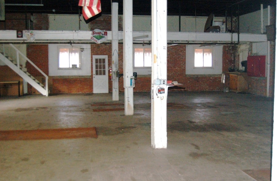 More Photos Of 75 Mill St, Newton Manufacturing For Sale