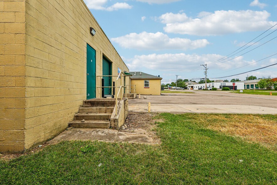 More Photos Of 5558 Wadsworth Rd, Dayton Warehouse For Sale