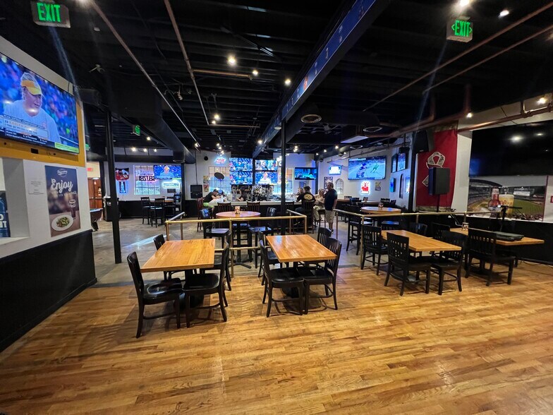 More Photos Of 55 N Litchfield Rd, Goodyear Hotel For Lease