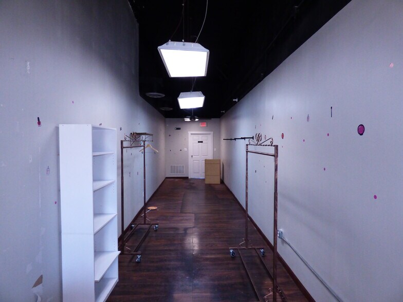 More Photos Of 2731-2741 Cherokee St, Saint Louis Storefront Retail Office For Lease