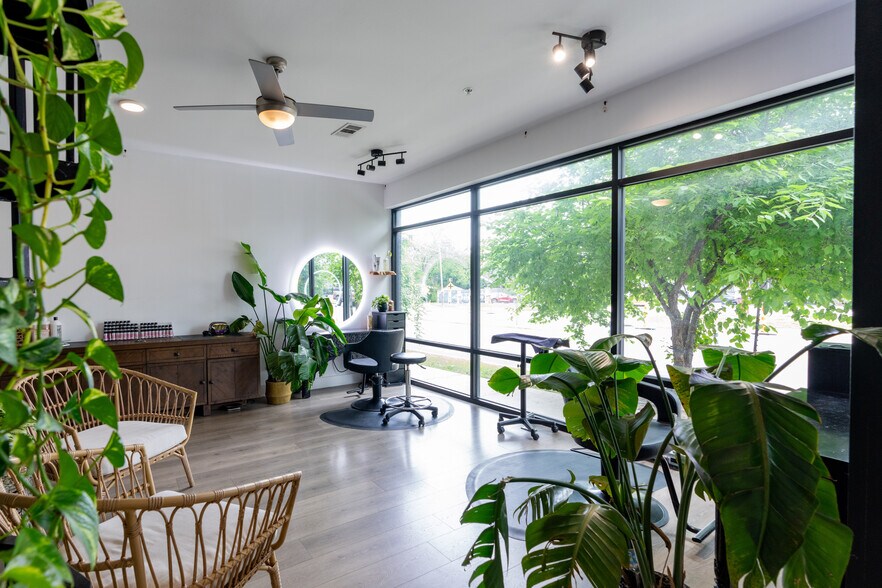 More Photos Of 2213 Poquito St, Austin Apartments For Lease