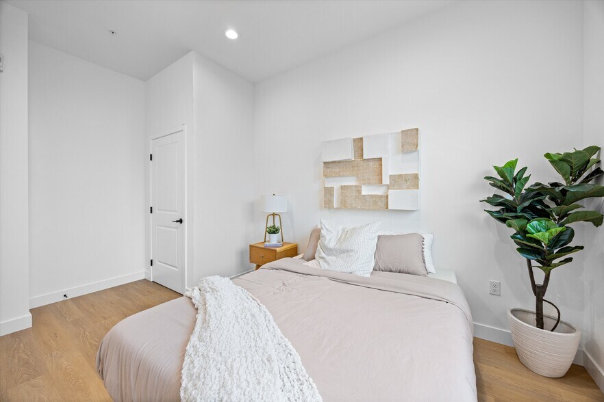 More Photos Of 13857 Leffingwell Rd, Whittier Apartments For Sale