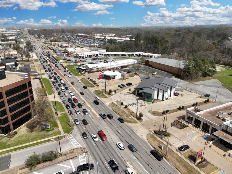 More Photos Of 6106 S Broadway Ave, Tyler Restaurant For Sale