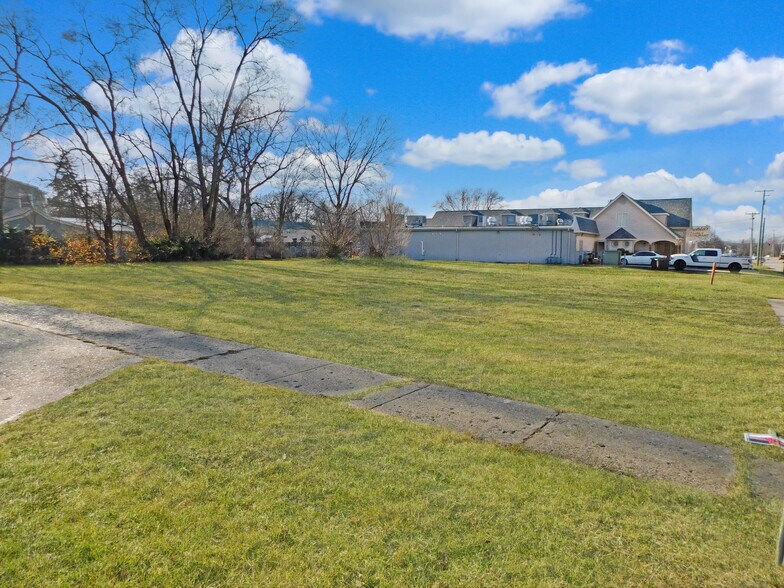 Primary Photo Of 10458 Main St, Roscoe Land For Sale