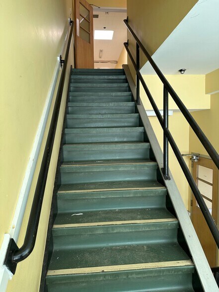 More Photos Of 29 Church St, Leominster Police Fire Station For Sale