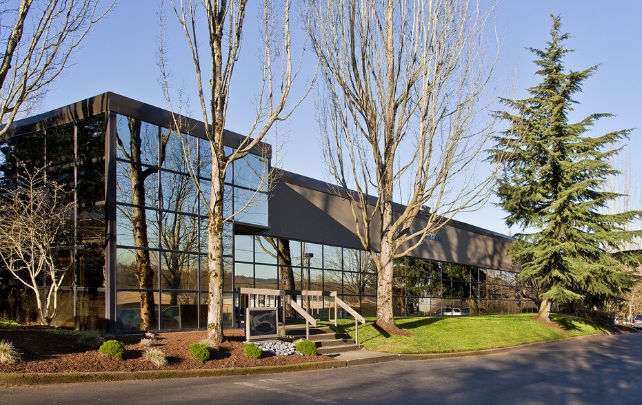 Primary Photo Of 8601 Willows Rd, Redmond Flex For Lease