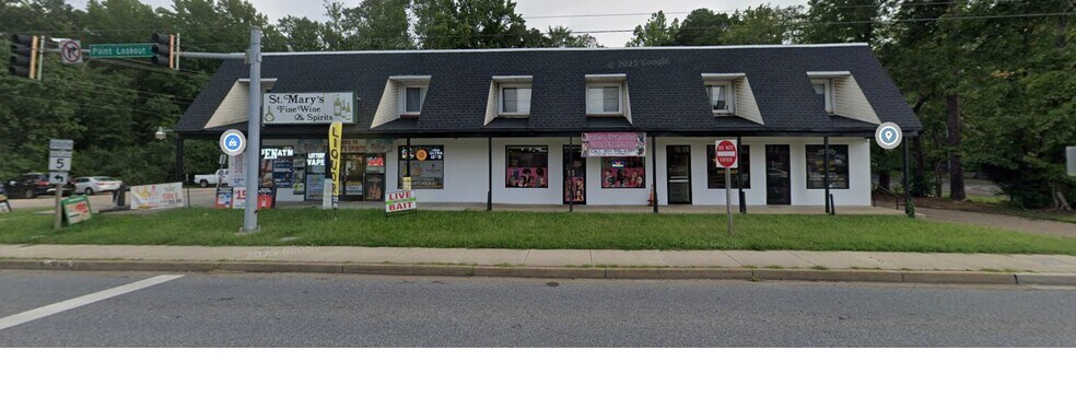 Primary Photo Of 20141 Point Lookout Rd, Great Mills Storefront Retail Residential For Lease