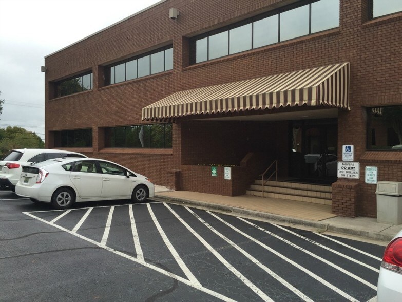 9668 Madison Blvd, Madison, AL 35758 Office For Lease