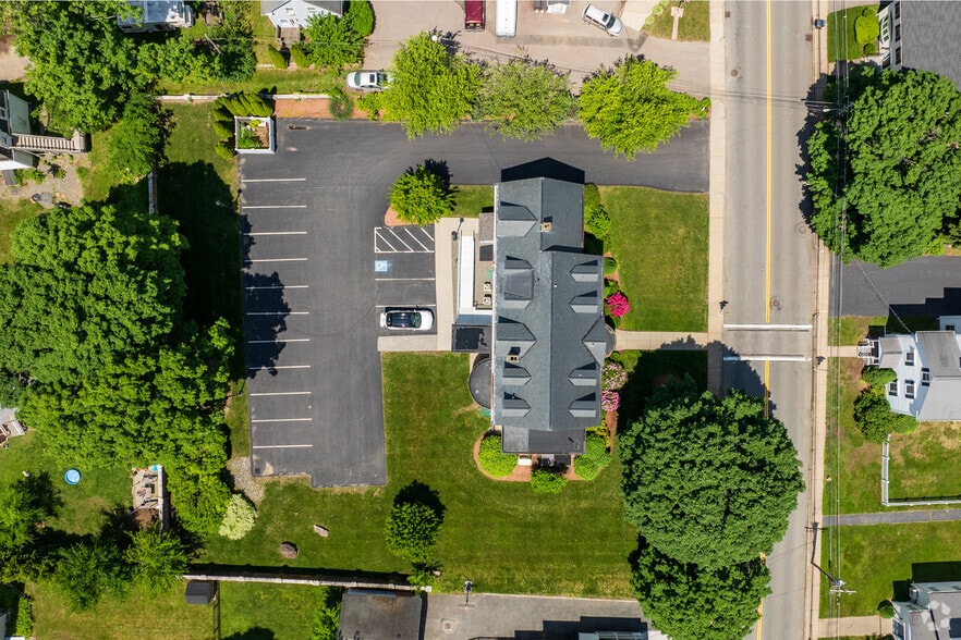 More Photos Of 8 Church St, Westborough Office Residential For Lease