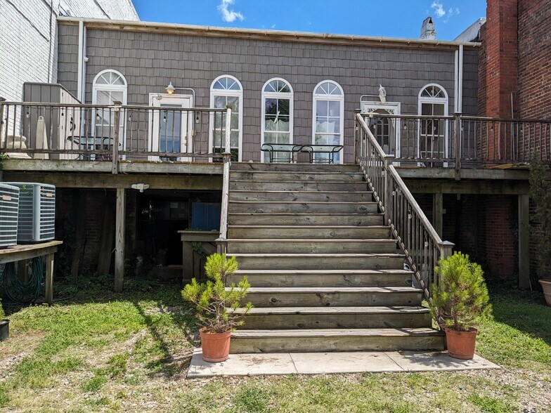 More Photos Of 116 E Water St, Plymouth Restaurant For Sale