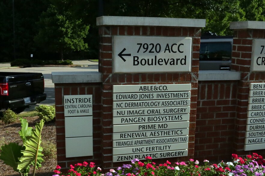 More Photos Of 7920 ACC Blvd, Raleigh Office For Sale
