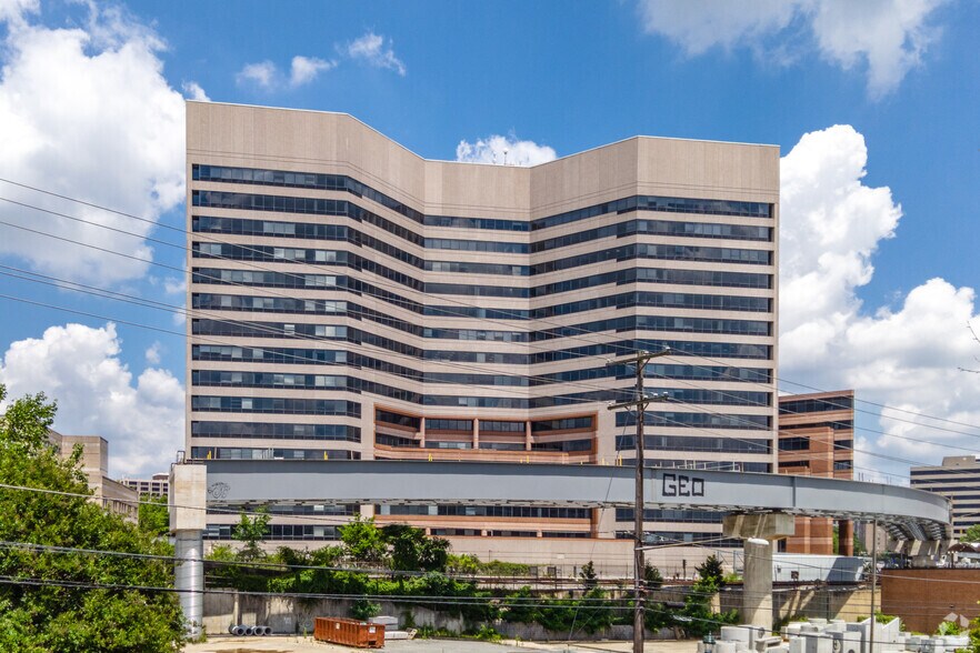 More Photos Of 8403 Colesville Rd, Silver Spring Coworking Space