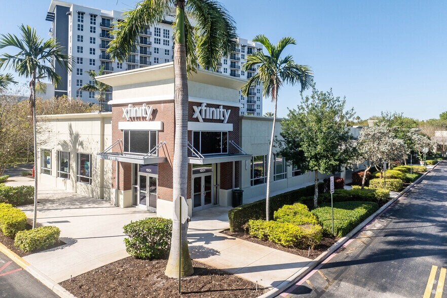 More Photos Of 1341-1663 S University Dr, Plantation Unknown For Lease