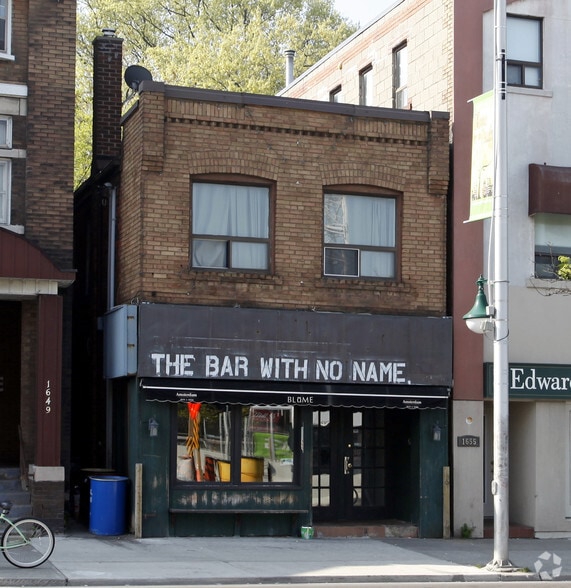 More Photos Of 1651 Bloor St W, Toronto Storefront Retail Residential For Lease