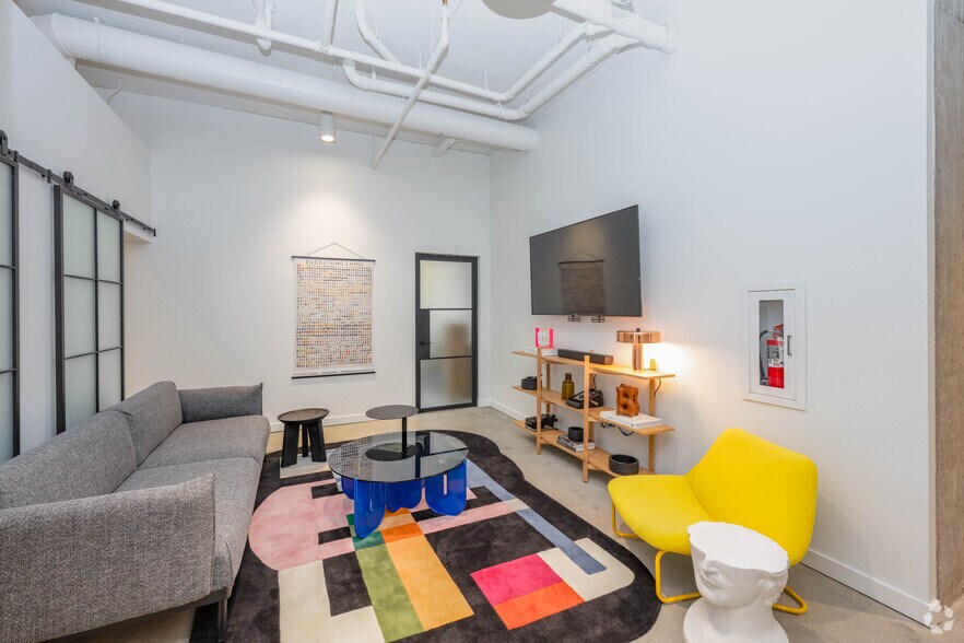 More Photos Of 421 Belmont Ave E, Seattle Apartments For Sale