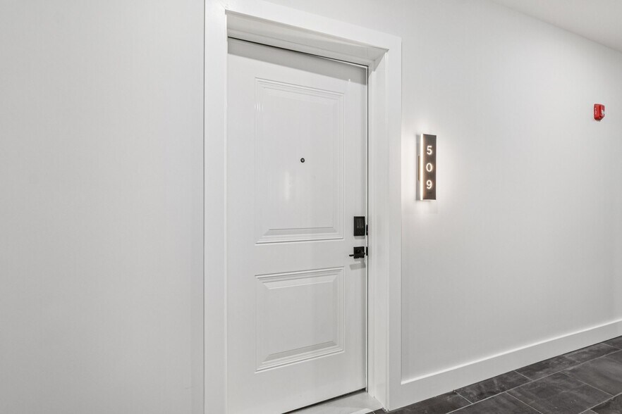 More Photos Of 34-40 Hudson St, Newark Apartments For Lease