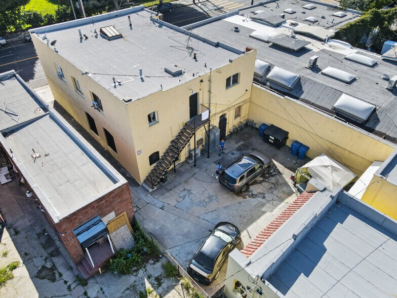 More Photos Of 1611-1615 E Cesar E Chavez Ave, Los Angeles Apartments For Sale