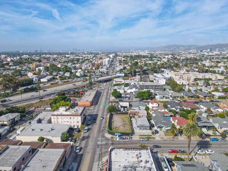 More Photos Of 4401 Melrose Ave, Los Angeles Land For Sale