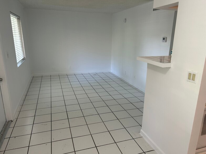 More Photos Of 1111 SW 4th St, Fort Lauderdale Apartments For Sale