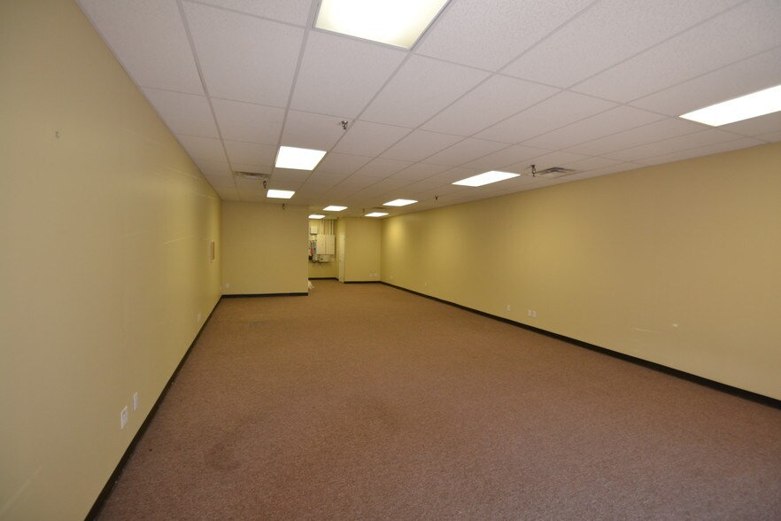More Photos Of 3604 Macon Rd, Columbus Unknown For Lease