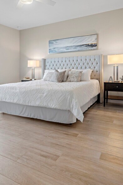 More Photos Of 5126 Coronado Pky, Cape Coral Apartments For Sale