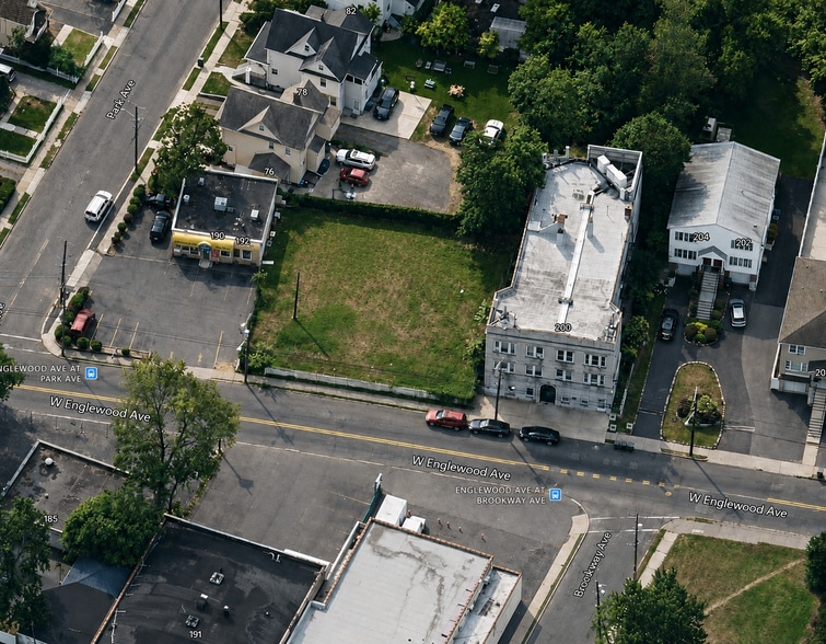 More Photos Of 192 Englewood Ave, Englewood Land For Sale