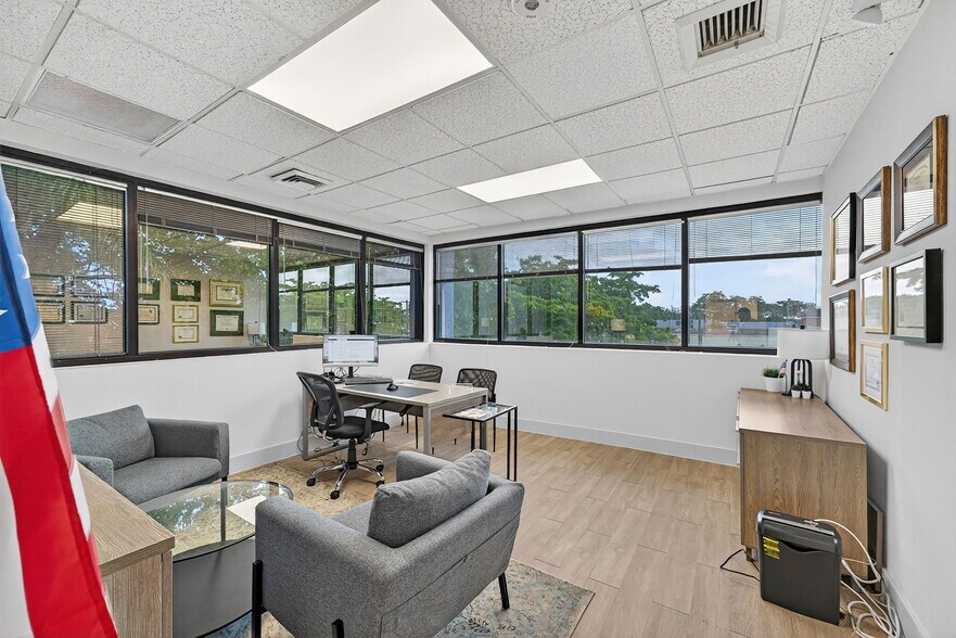 More Photos Of 2950 W Cypress Creek Rd, Fort Lauderdale Medical For Lease